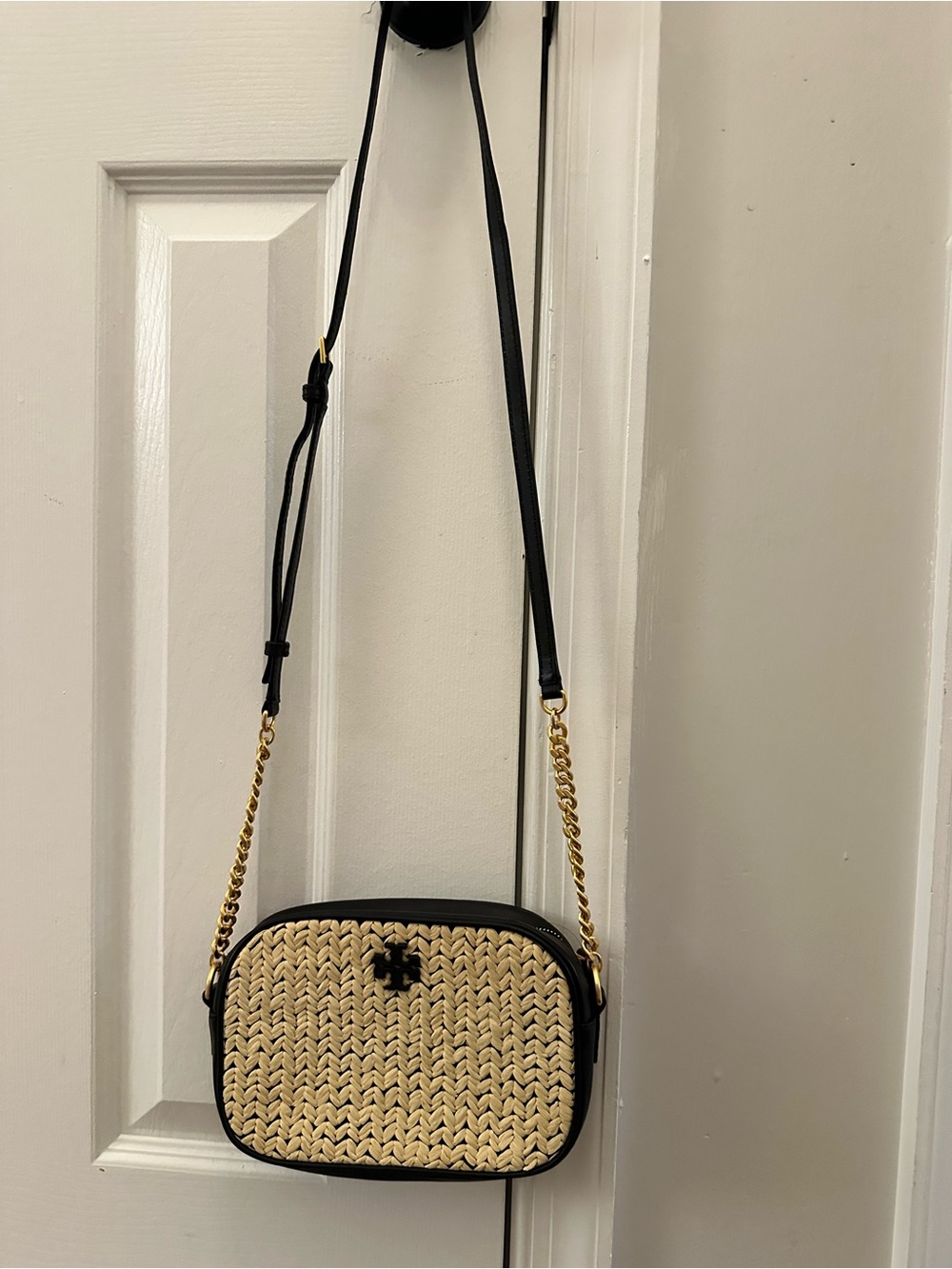 Tory Burch Black & Natural Woven Crossbody Bag - Picture 2 of 5